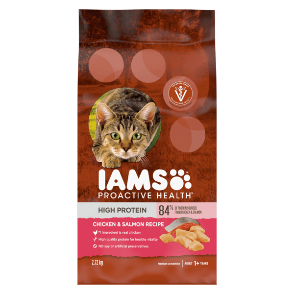 IAMS™ PROACTIVE HEALTH™ HIGH PROTEIN CHICKEN & SALMON ADULT DRY CAT FOOD image 1